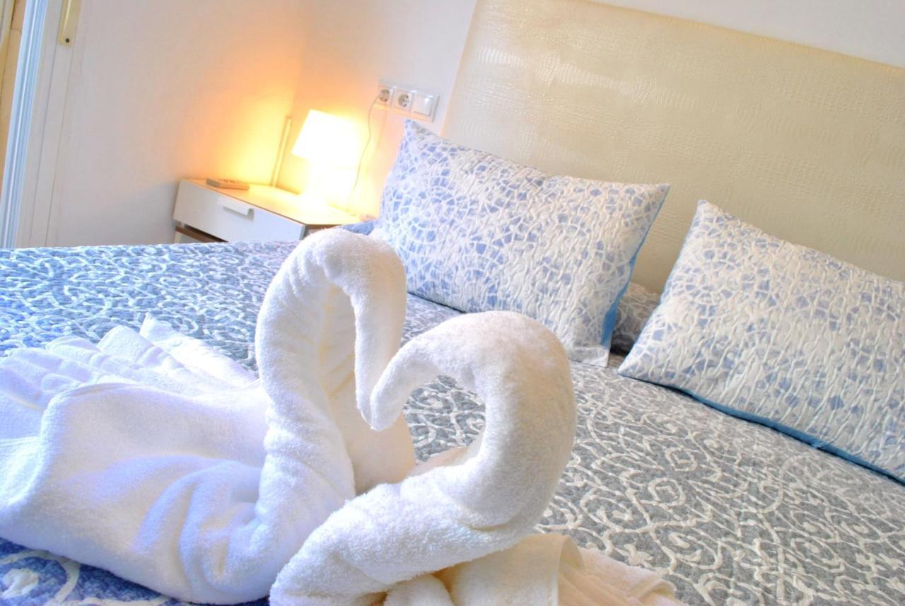 San Antonio - Beach, Pool And Terrace Torremolinos Bagian luar foto