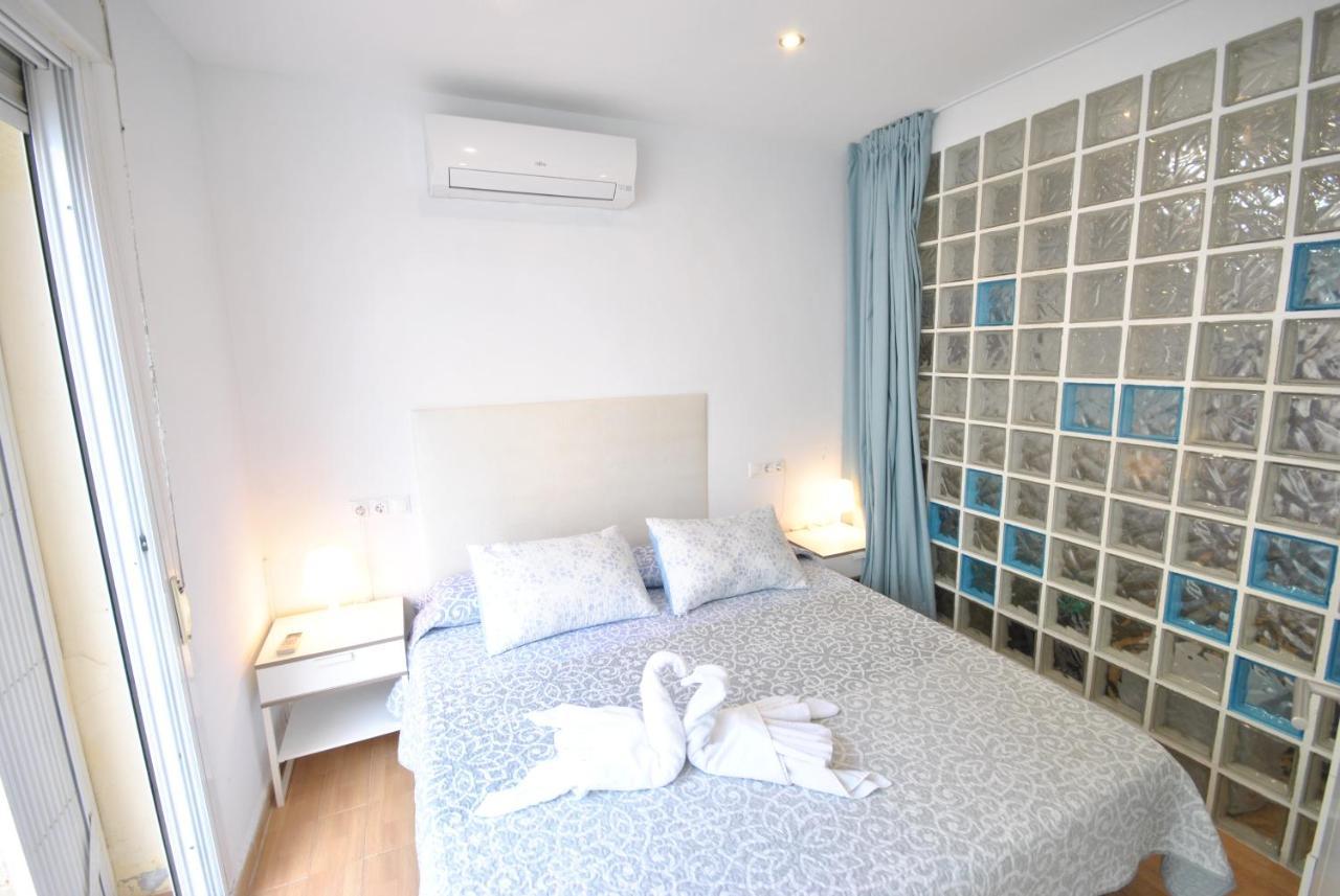 San Antonio - Beach, Pool And Terrace Torremolinos Bagian luar foto